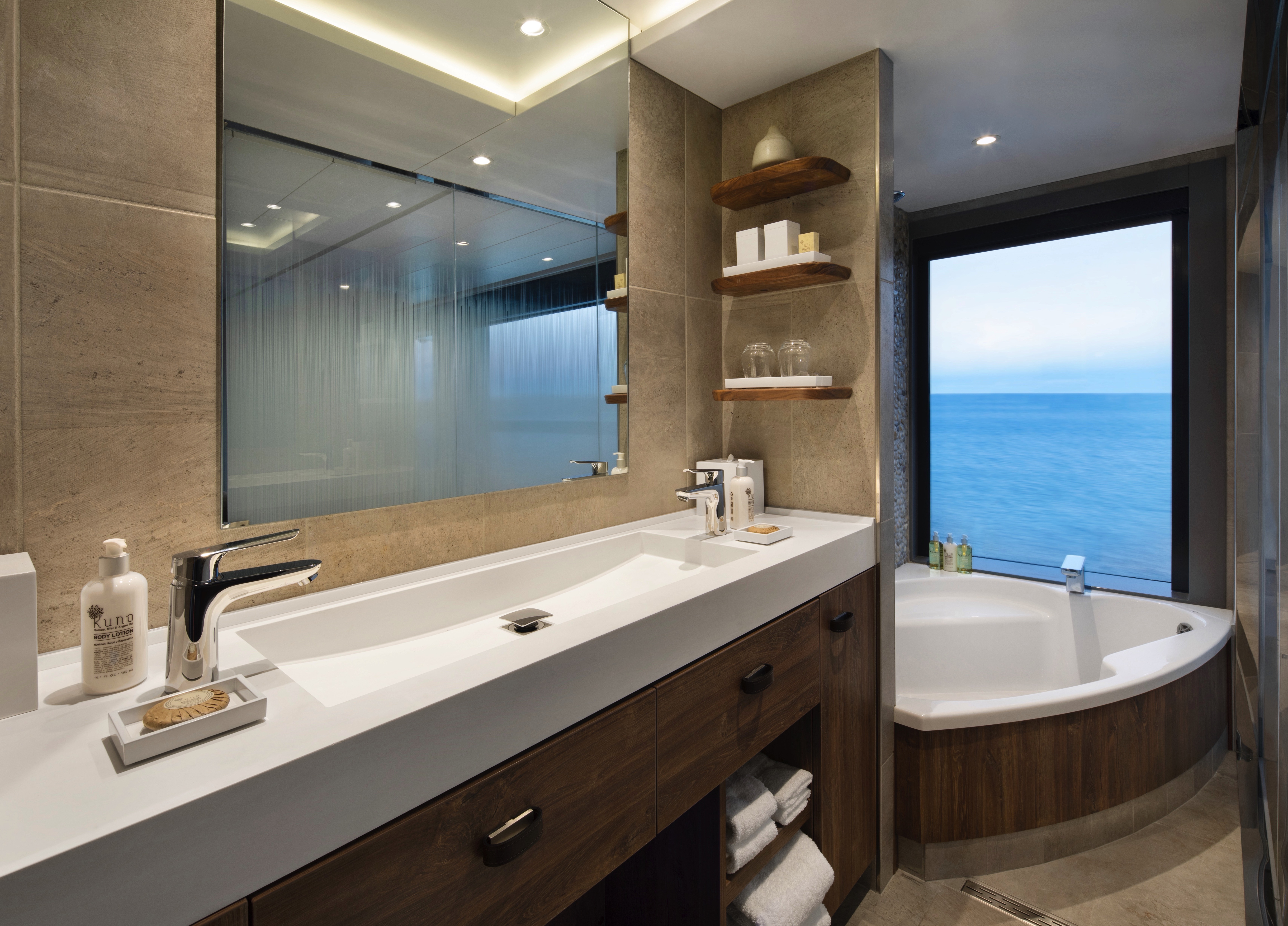 Premium Sky Suite with Infinite Veranda℠